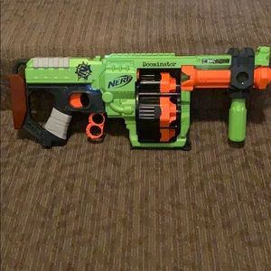 Nerf Zombie Strike Doominator toy
